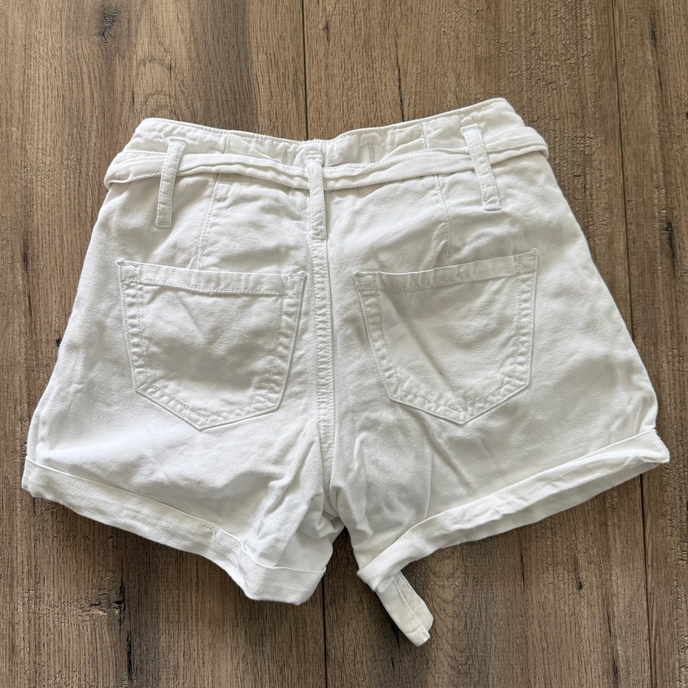 Toddler Abercrombie & Fitch White Shorts - Picture 4 of 7